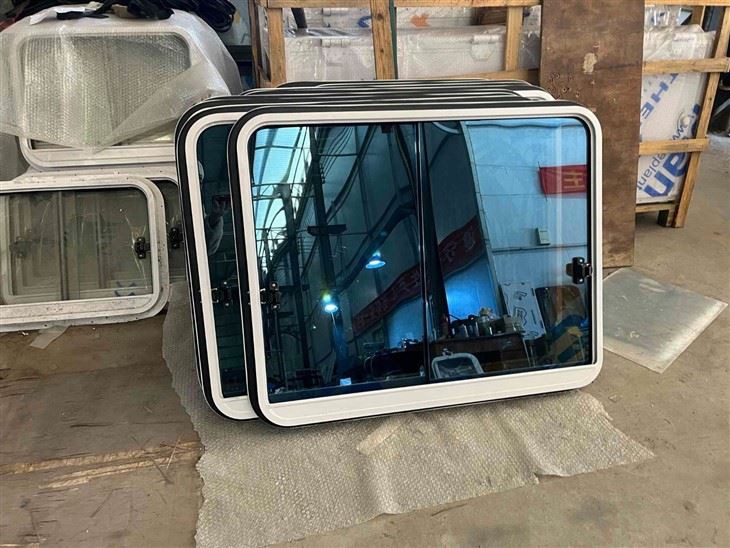 Marine GS Standard Window For Yacht Boat Shipping Ferry Vessel factory