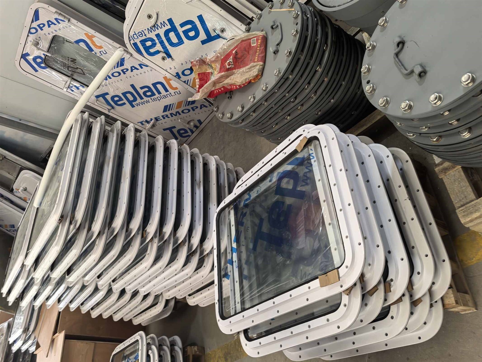 product-2133-1600 product-2133-1600