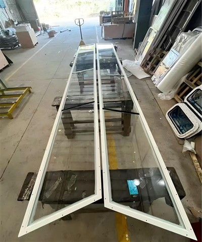 Marine Hardware Customized Light Weight Window For Yacht Boat Shipping Ferry Vessel